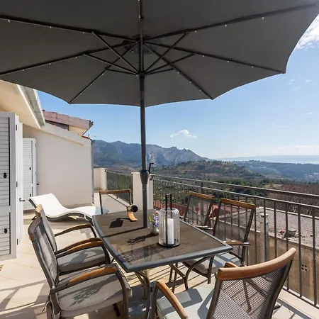 Willa Melki For 12 People With Private Pool *