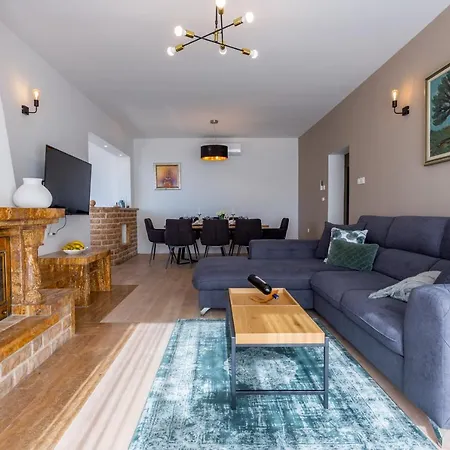 Melki For 12 People With Private Pool * Klis