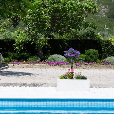 Melki For 12 People With Private Pool Willa *