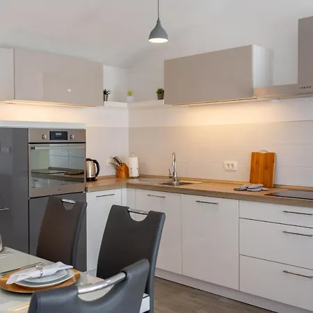 Melki For 12 People With Private Pool