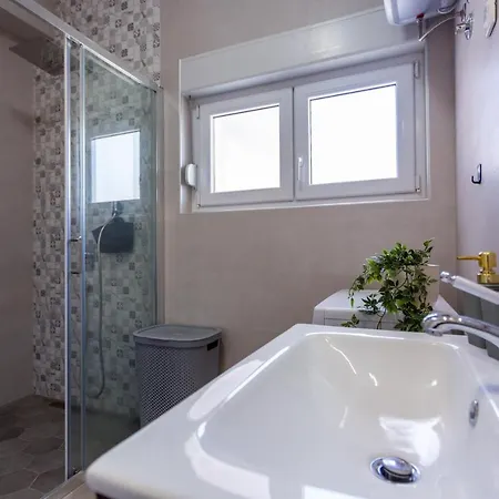 Willa Melki For 12 People With Private Pool Klis