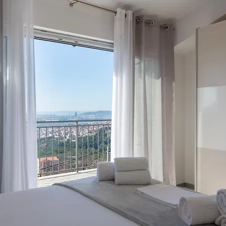 Melki For 12 People With Private Pool Willa