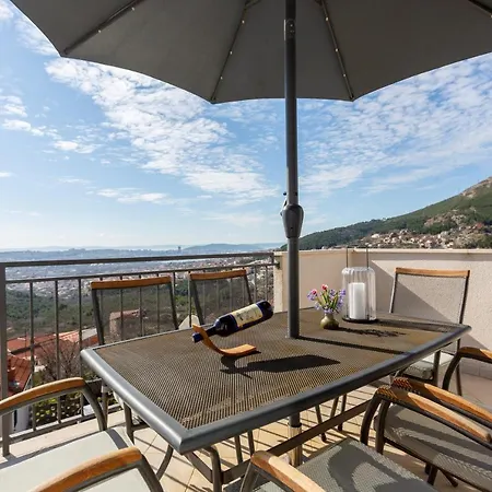 Melki For 12 People With Private Pool Klis