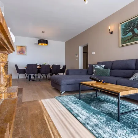 Melki For 12 People With Private Pool Villa Klis