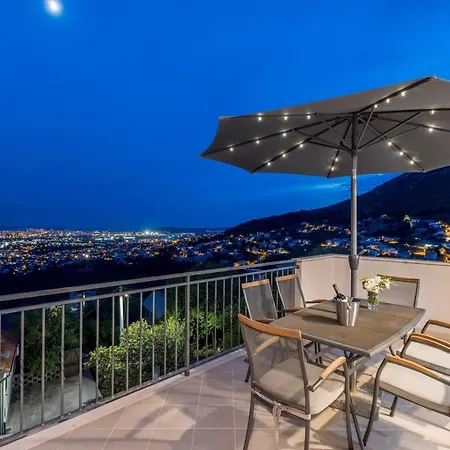 Melki For 12 People With Private Pool Klis