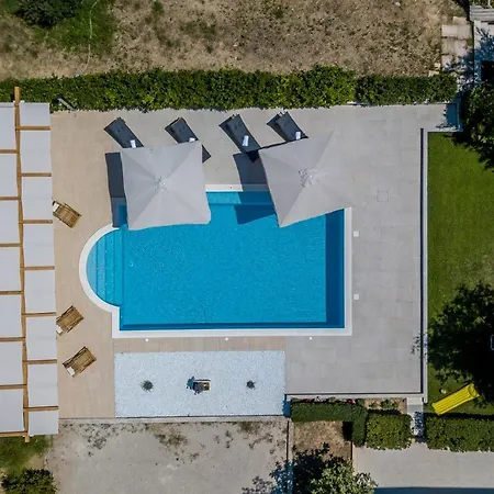 Melki For 12 People With Private Pool Villa Klis